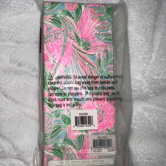 NIB Lilly Pulitzer Coming in Hot Scrunchie Apple Watch Band-Great Gift! - Picture 4 of 4
